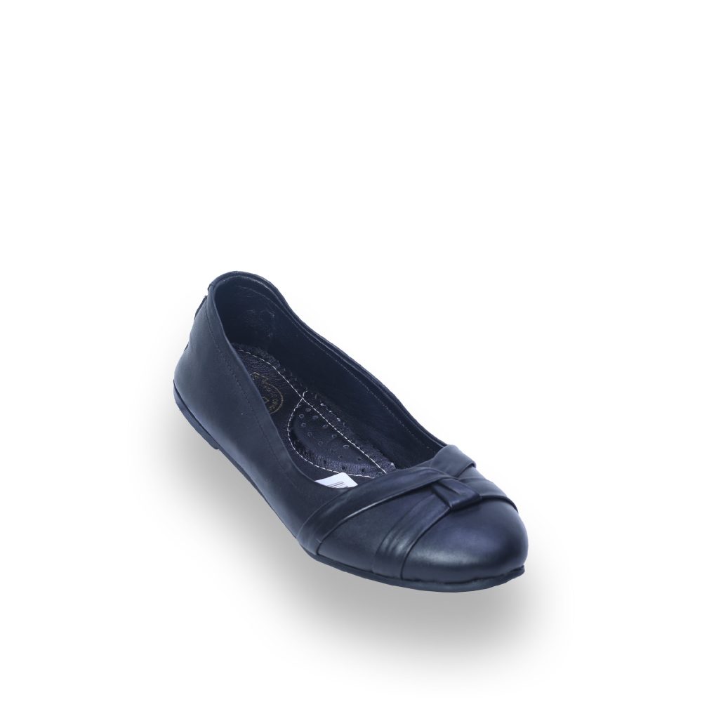 GraceWalk Flat Shoes (501 BAJAJ)