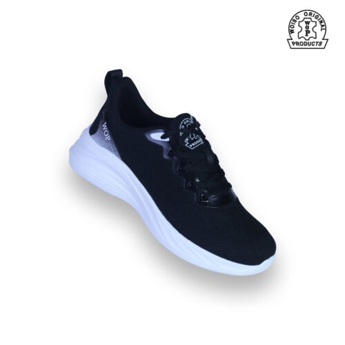 Lightweight rubber footwear